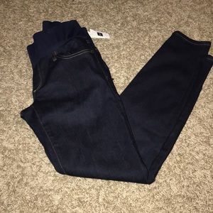 Gap maternity jeans true skinny Sz 2 new
